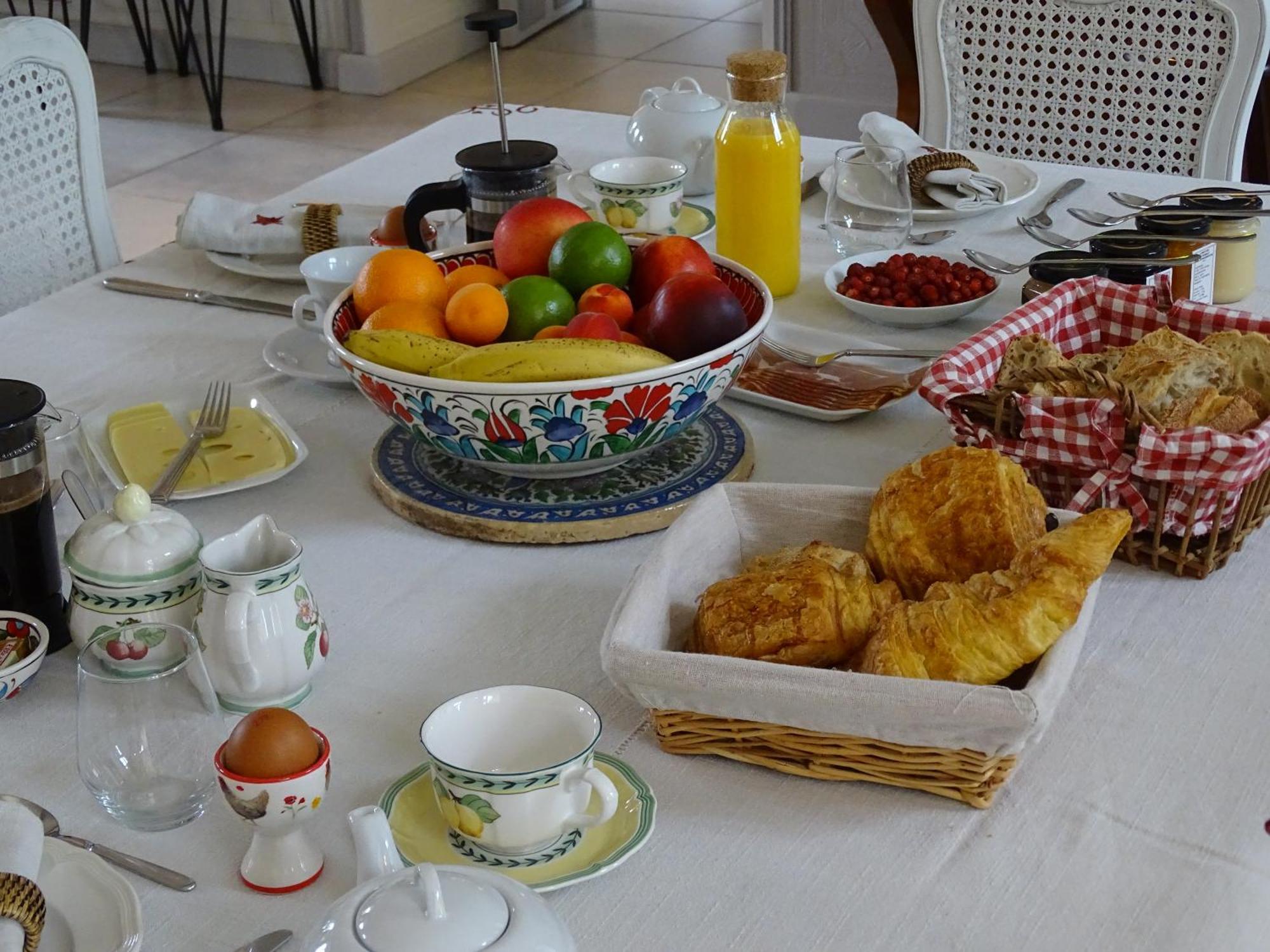 Manoir Saint Martin Bed and Breakfast Percy  Buitenkant foto